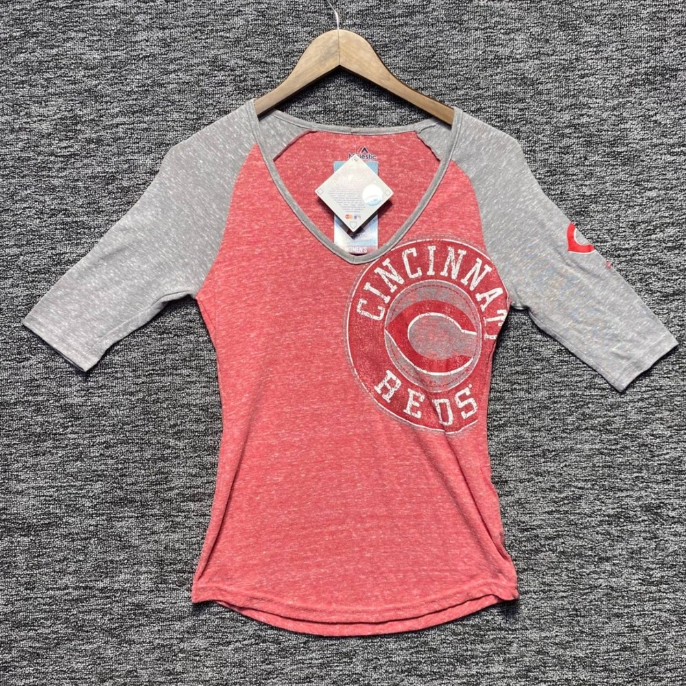 NWT Majestic Cincinnati Reds Shirt Womens Small V-Neck Raglan 3/4 Sleeve Red